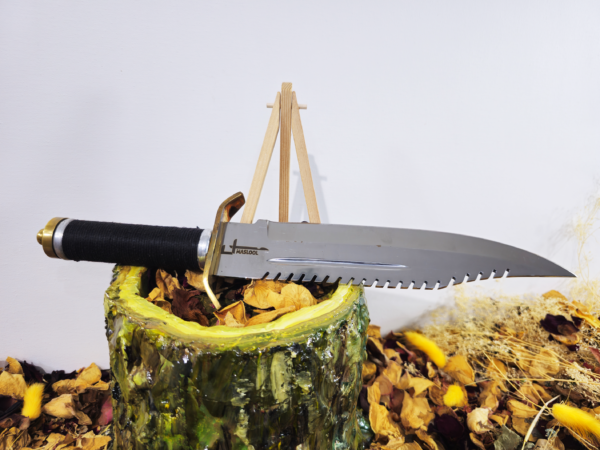 15.7" Threaded handle Sawback drop-point Knife - Image 3